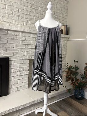 Nu-Look Geometric Chevron Halter Dress Black White Semi-Sheer Hem XXL Altered